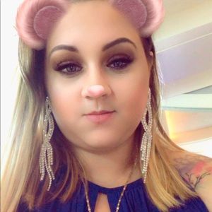 Meet your Posher, Jessica